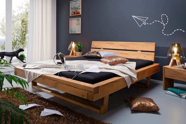 Cama KAWOLA Mala con vigas de roble macizo de pino 200x200 cm
